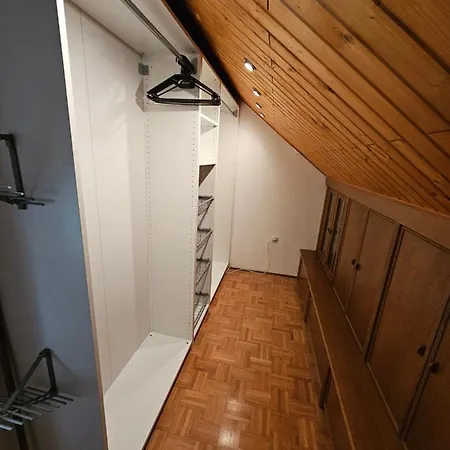 Apartment Holz Haus Naehe Wien Traiskirchen