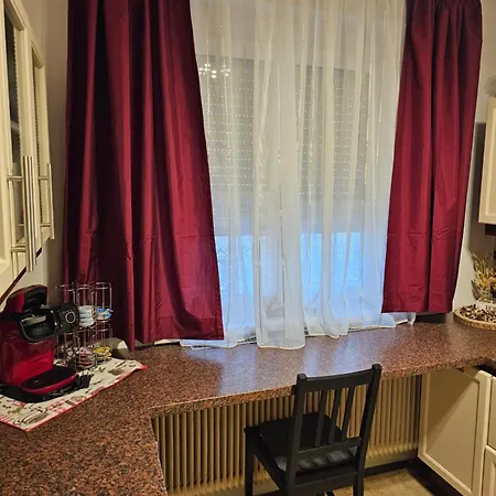Holz Haus Naehe Wien